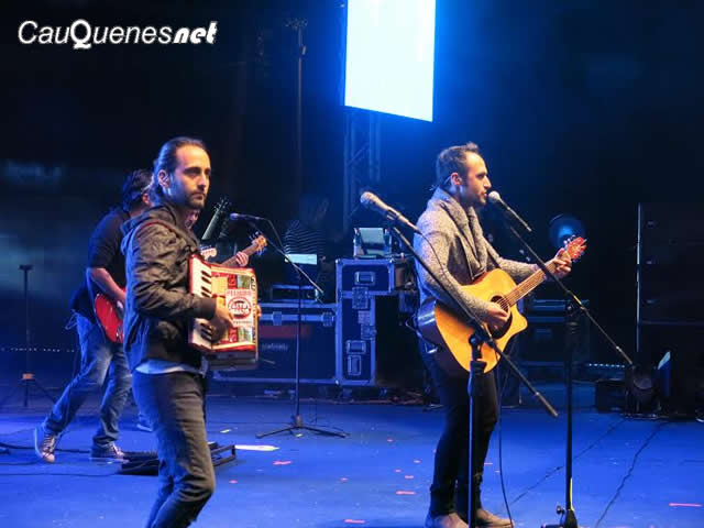 b4934-los2bvasquez2bfestival2bdel2brio2b20162bcauquenes2b01-cqnet