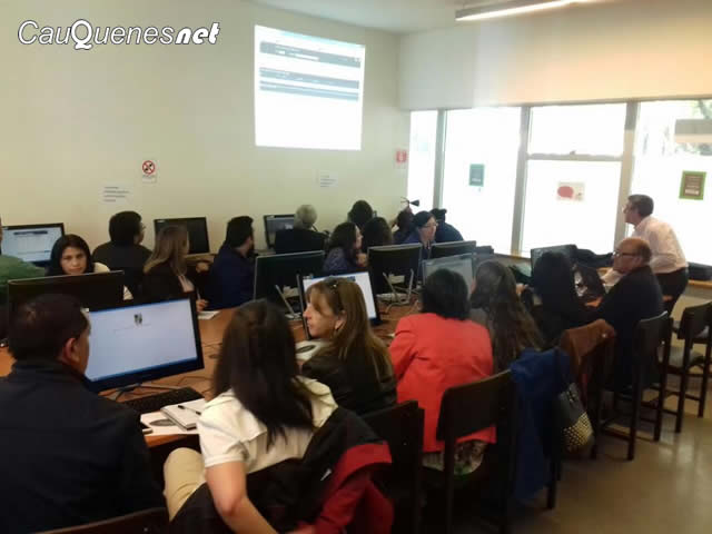 Municipalidad de Cauquenes realiza capacitación a profesores en moderno software para educación