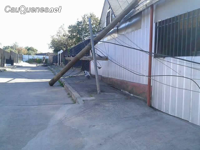 botan poste en calle general lagos 10oct17 01-cqnet