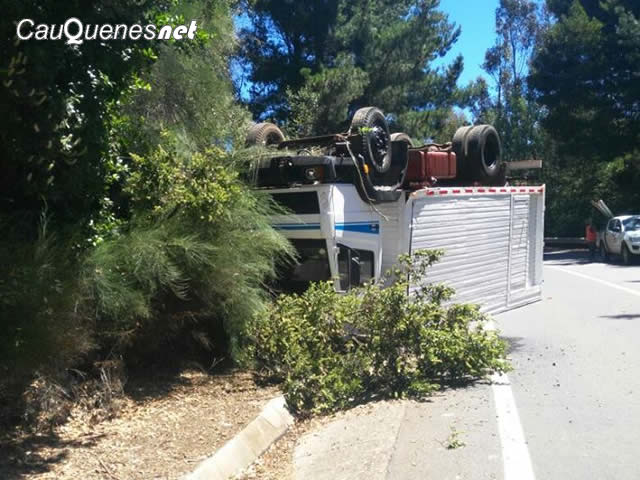accidente ruta chanco 27dic17 03-cqnet