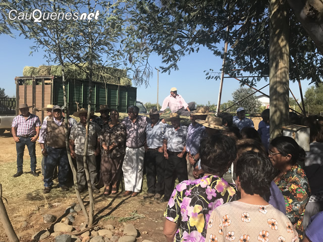 Agricultores de 3 esquinas reciben fardos ene2018 01-cqnet