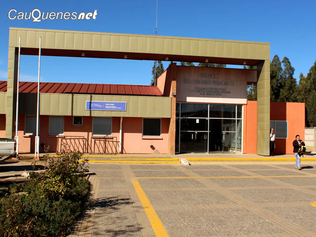 Cesfam consultorio poniente Ricardo Valdes porongo 01-cqnet