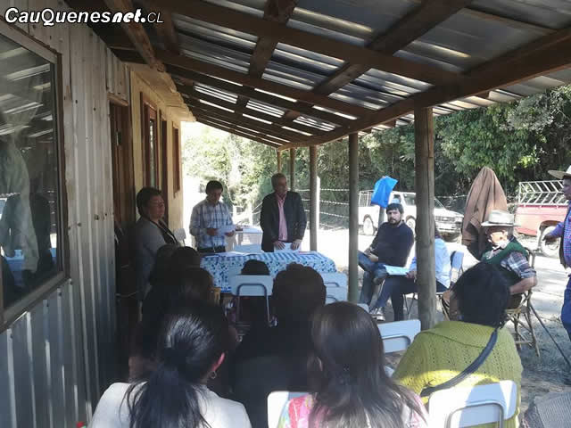 Gobernador vignolo y vecinos de risco del leon 01-cqcl