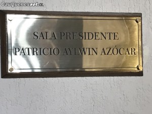 Placa Congreso sala Patricio Aylwin 01-cqcl