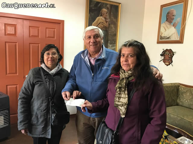 Apoderados Escuela Horizonte reciben subvencion para hipoterapia 01-cqcl