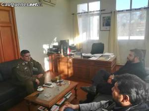 Comisario cauquenes cristian gutierrez y gobernador ruiz 01-cqcl