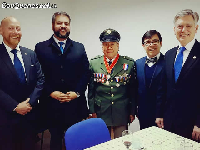 Logia valentin letelier homenajea a bomberos cauquenes 01-cqcl