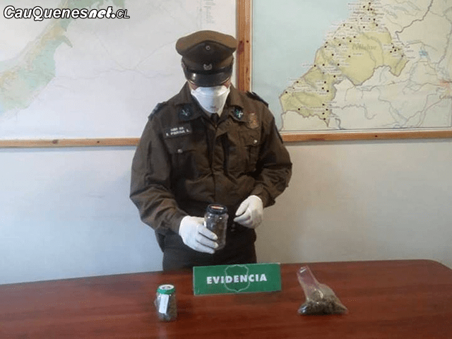 Carabineros detiene a 3 sujetos con frascos con marihuana pelluhue 150918 01-cqcl