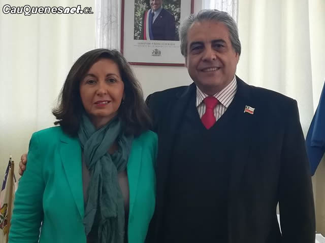 Directora provincial de educacion cauquenes Maria Eliana arellano y ex gob 02-cqcl