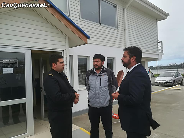 Gobernador Ruiz solicita presencia de la Armada en próxima temporada estival  en Pelluhue y Chanco