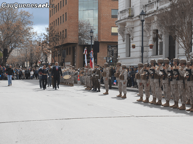 Intendente Milad desfile fiestas patrias 2018 talca 01-cqcl
