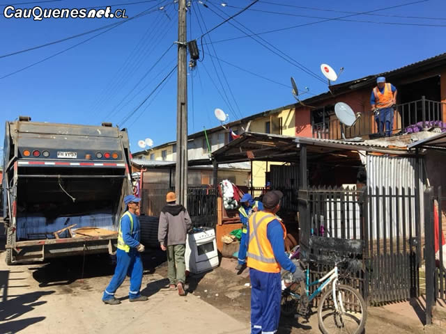 Trabajo limpieza incendio Villa Esperanza 151018 01-cqcl
