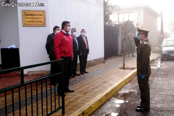 Autoridades de Cauquenes saludaron a Carabineros en su 93 aniversario