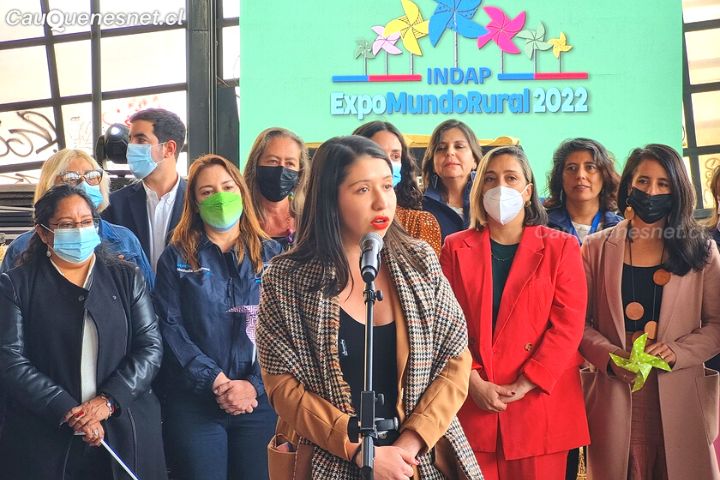 Diputada Veloso participa en foro sobre agricultura familiar campesina en Expo Mundo Rural 2022