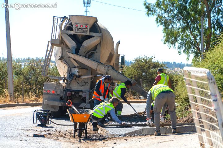 Alcaldesa de Cauquenes visitó obras de reparación de veredas