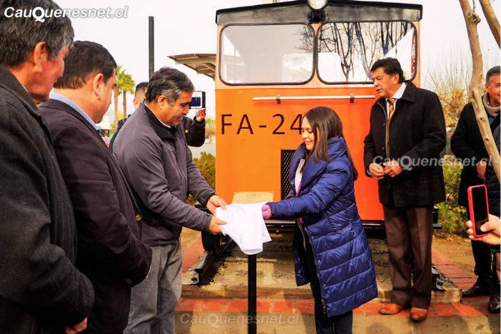 El «Motocarril» histórico que hizo entrega la agrupación cultural Ferrocauq