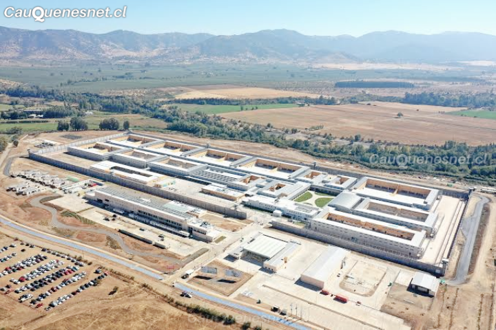 Gobierno realizó pomposa Operación Cancerbero con el traslado al Maule de cerca de 300 de los reos más peligrosos de Chile