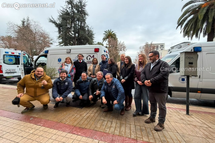 Gobierno del Maule fortalece la atención de salud con la entrega de nuevas ambulancias para Cauquenes y Sagrada Familia
