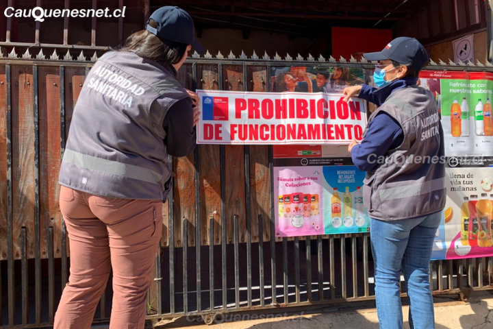 Dos infracciones, una prohibición de funcionamiento y un decomiso fue el resultado a fiscalización de carnicerías en el Barrio Estación de Cauquenes