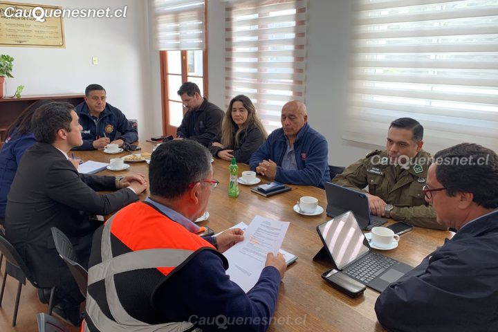 Cauquenes refuerza coordinación de emergencia ante la llegada de sistema frontal